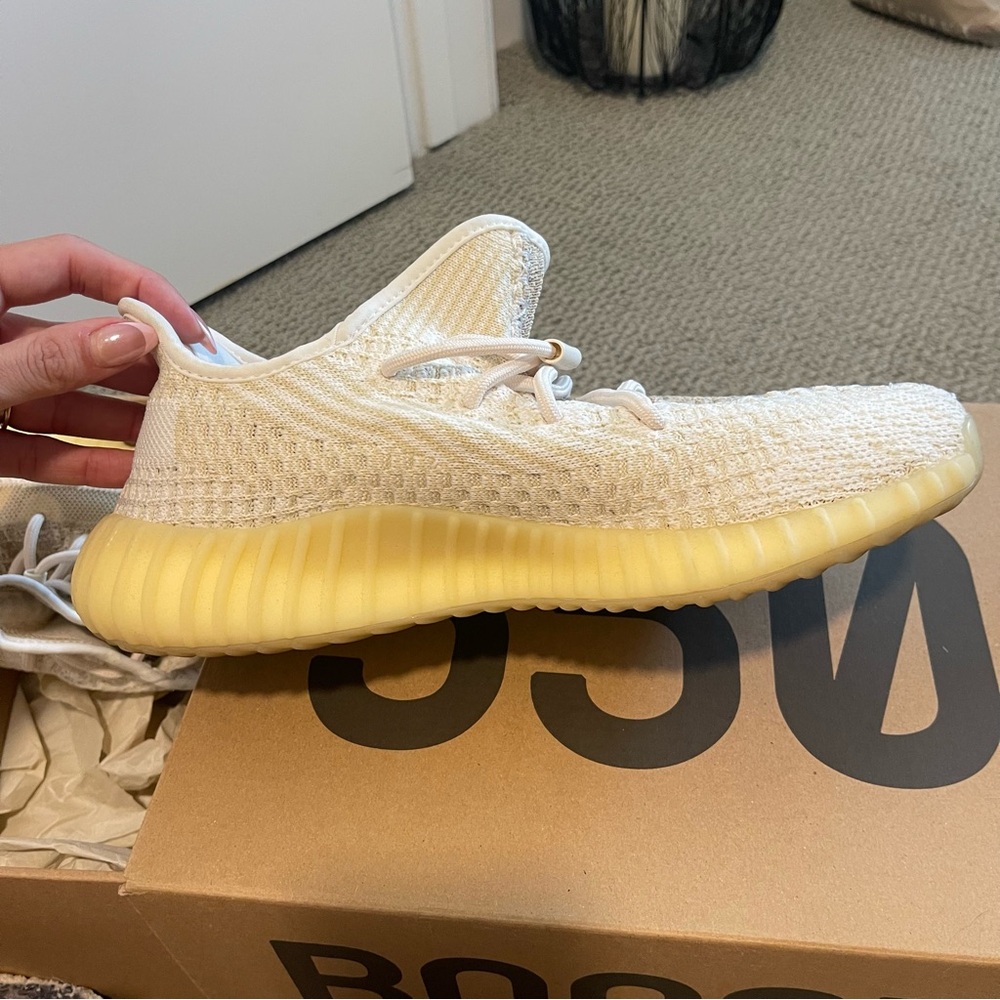 YEEZY BOOST 350 V2 - Abez - Picture 3 of 15
